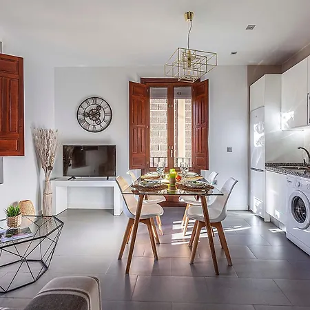 Molinos Centre Apartment *